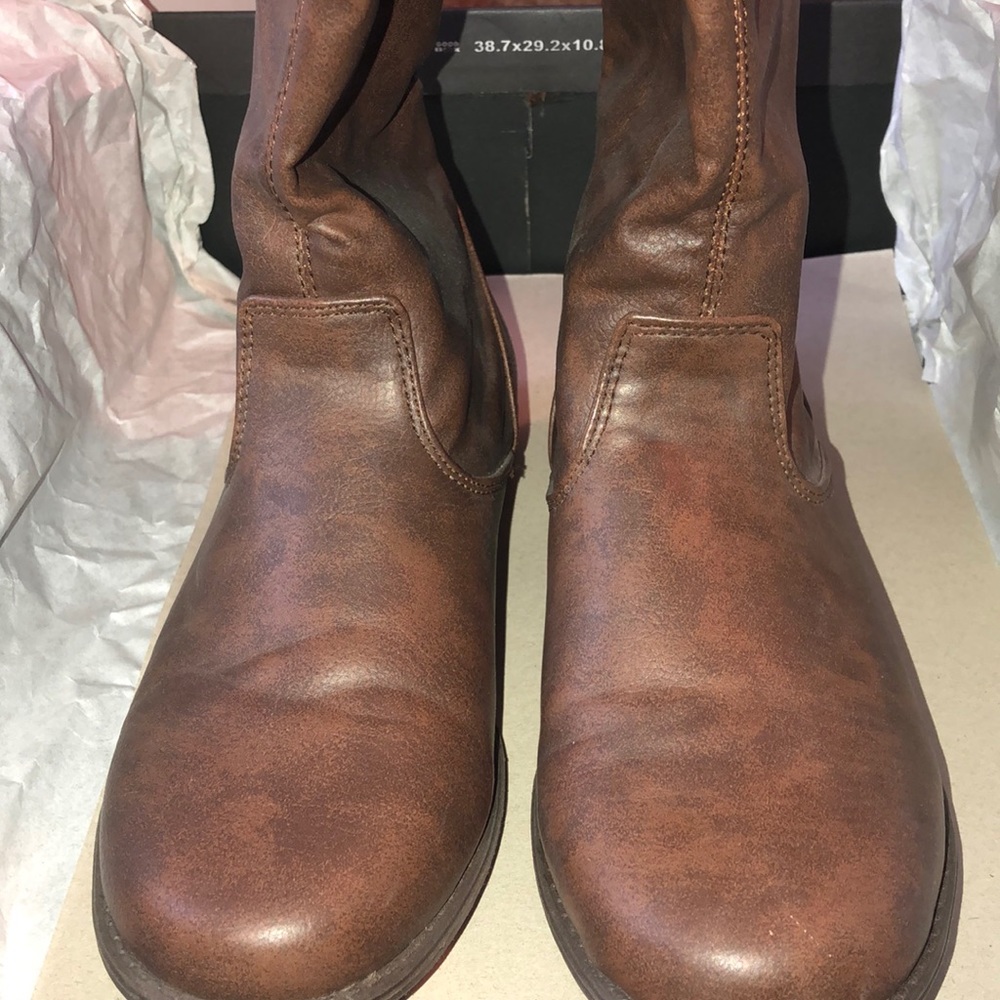 Kenneth Cole Girls Dark Brown Boots Size 5 - Picture 2 of 3